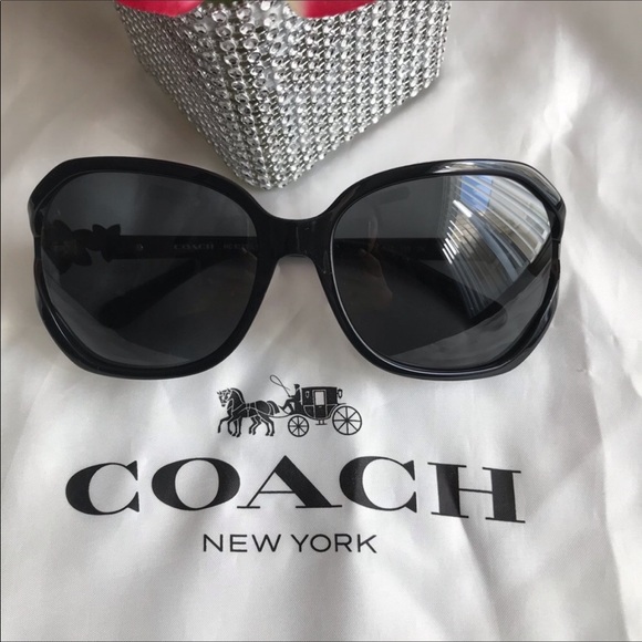 COACH in BLACK w Matte Gold Flower Grey Sunglasses - Picture 8 of 9